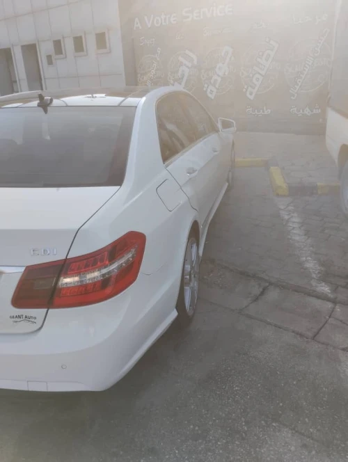 Mercedes Classe E 2011 AVANTGARDE Pack AMG