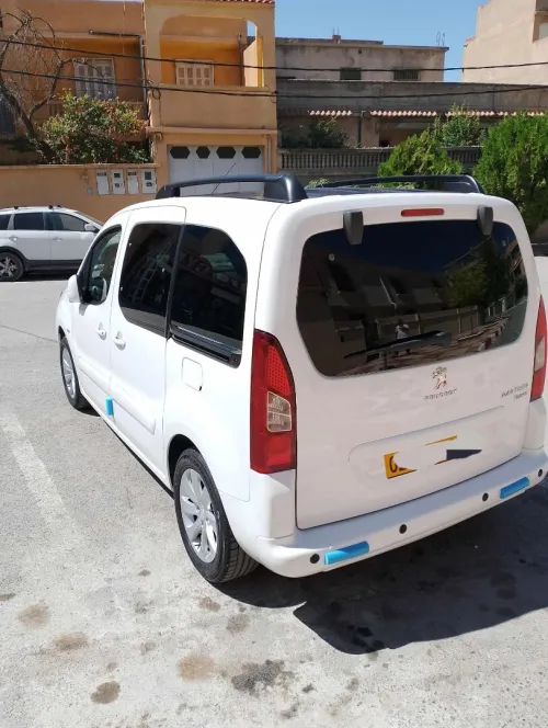 Peugeot Partner 2018 Tepee Allure 