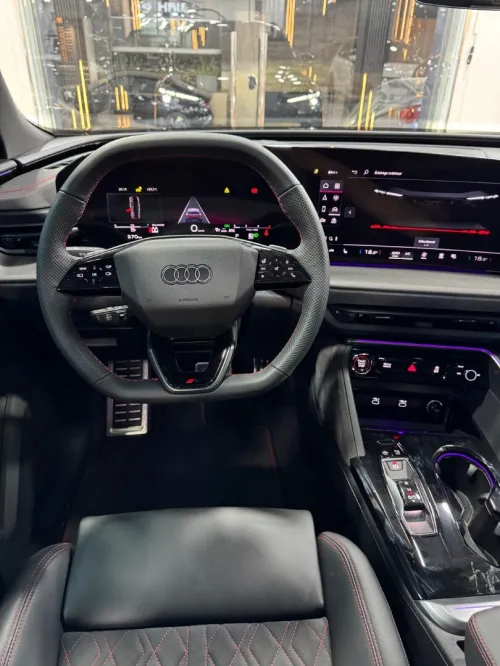 Audi Q5 2026 S line Quattro