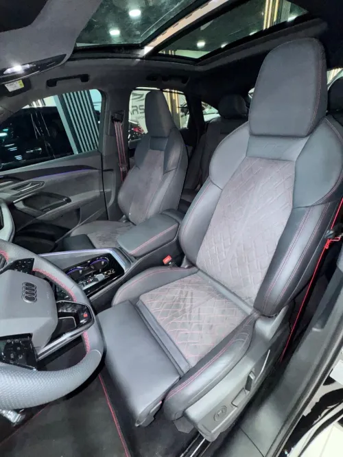 Audi Q5 2026 S line Quattro