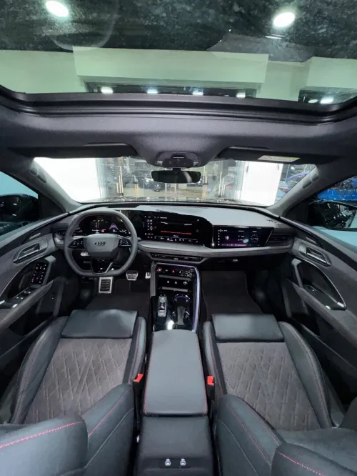 Audi Q5 2026 S line Quattro