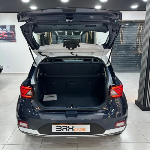 Hyundai Venue  2023 Full options