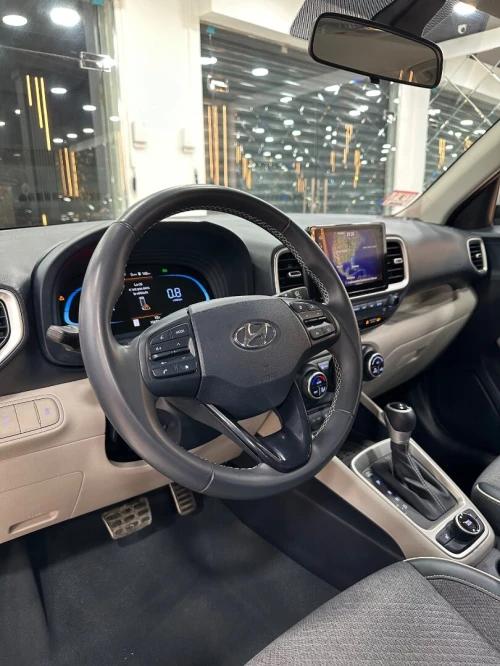 Hyundai Venue  2023 Full options