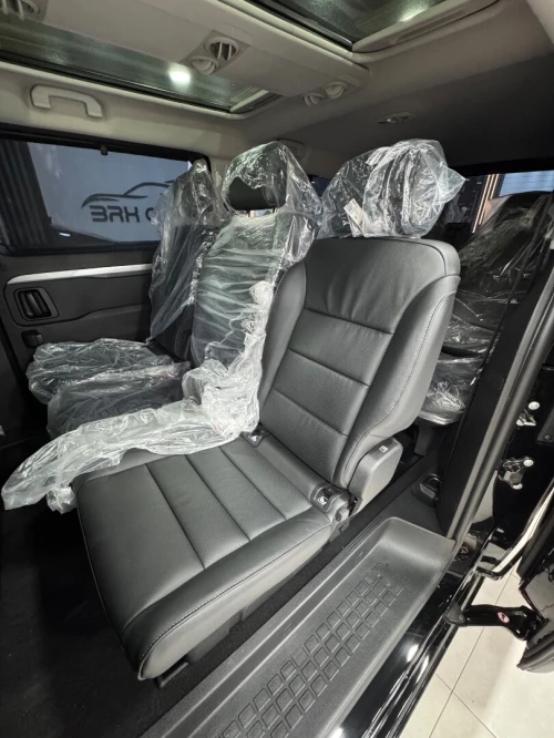 Peugeot Traveller 2026 Full options