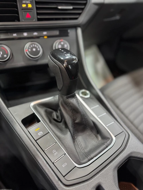Volkswagen Jetta 2023 Confort