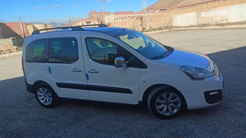 Citroen Berlingo 2017 Multi spaces