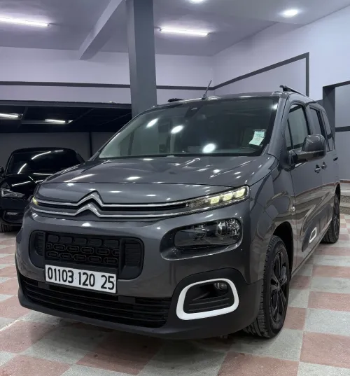 Peugeot Citroen 2020 BERLINGO