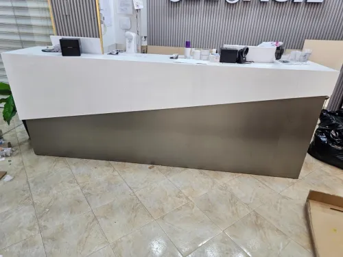 Comptoir daccueil - bureaux de magasin à vendre - Prix très bas