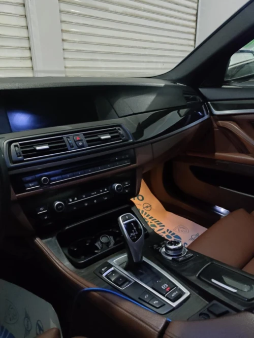 BMW F10 520D 2011 