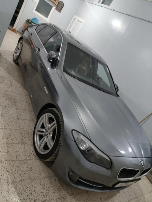 BMW F10 520D 2011 