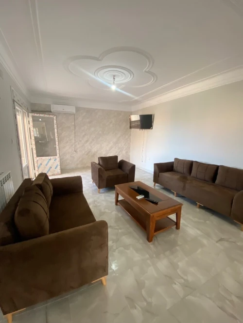 Location vacances Appartement F4 Boumerdès Corso
