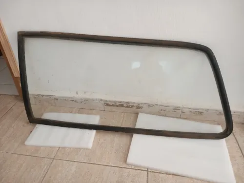 Parbrise et fentre polo 86c