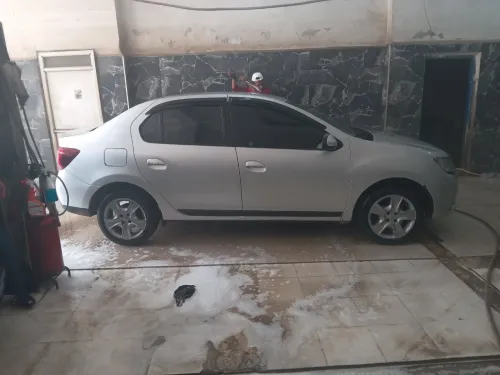 Faw V2 2016 سيارة سامبول