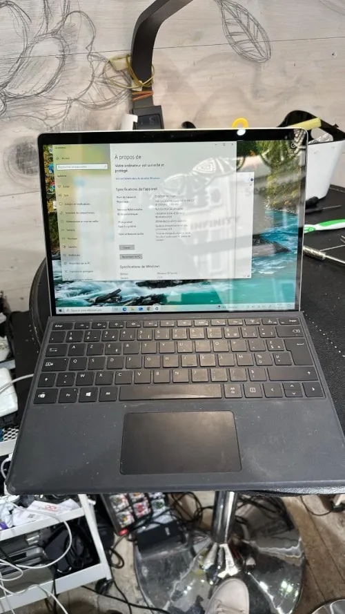 Microsoft Surface Pro 8