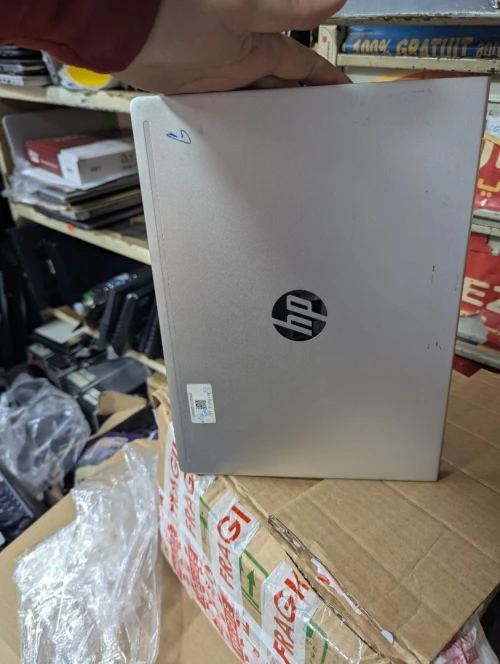 Des PC portable HP DELL Lenovo 