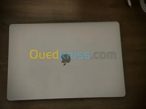 MacBook Pro 16” – Late 2019