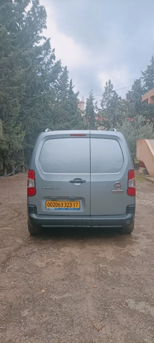 Fiat Doblo 2023 Italie