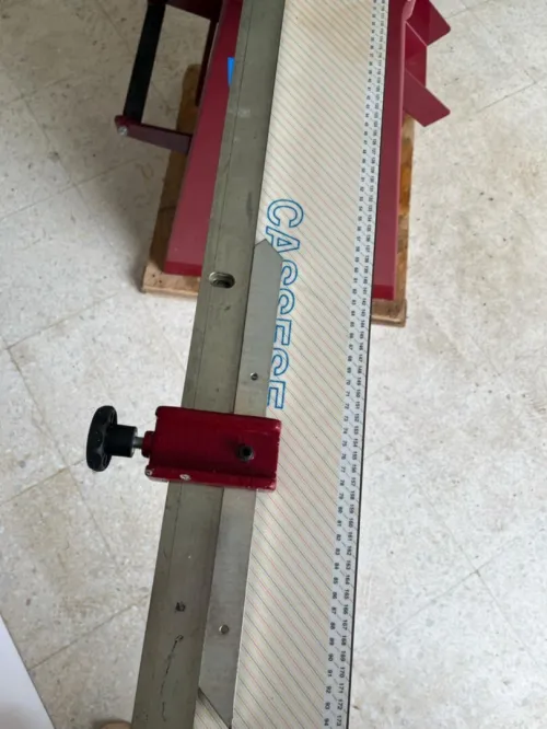 معدات إطار احترافية (Guillotine + Assembleuse)