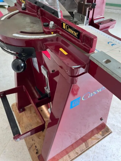 معدات إطار احترافية (Guillotine + Assembleuse)