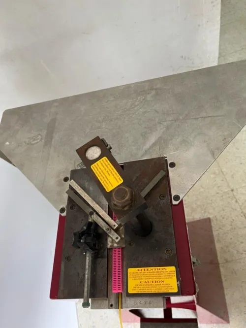 معدات إطار احترافية (Guillotine + Assembleuse)