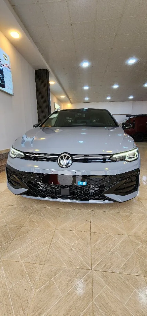Volkswagen Golf 8 2025 Pro R-line