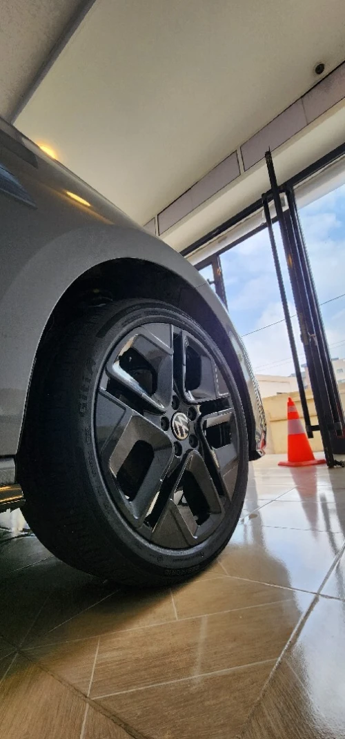 Volkswagen Golf 8 2025 Pro R-line