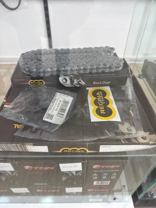Kit chaîne z800 z1000 africa twin xadv ducati s1000rr