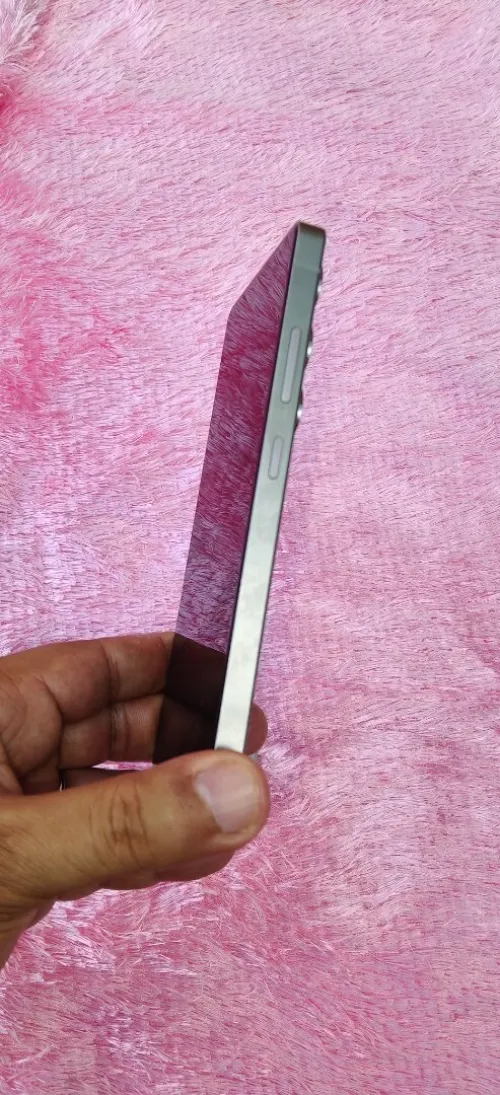 Avis aux amateurs de Haute Technologie ! Je mets en vente un magnifique Galaxy S25 Ultra 