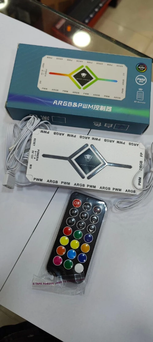 CONTROLLER ARGB ET PWM SPEED FAN JUNGLE LEOPARD 9 PORTS 5V 3PIN BLACK AND WHITE