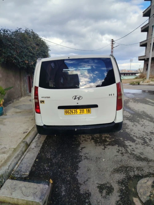 Hyundai H1 2011 H1