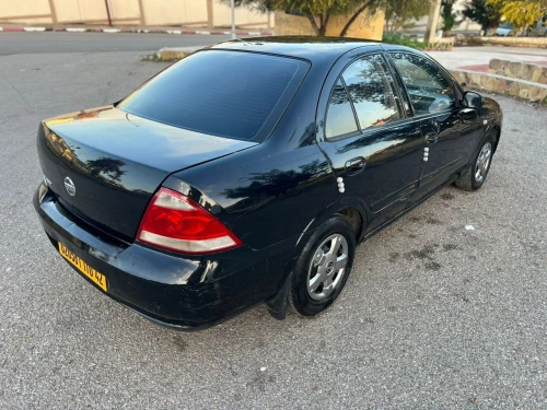 Nissan Sunny 2010 B10