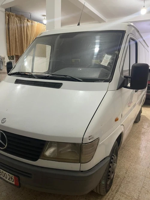 Mercedes Mercedes Knich 2000
