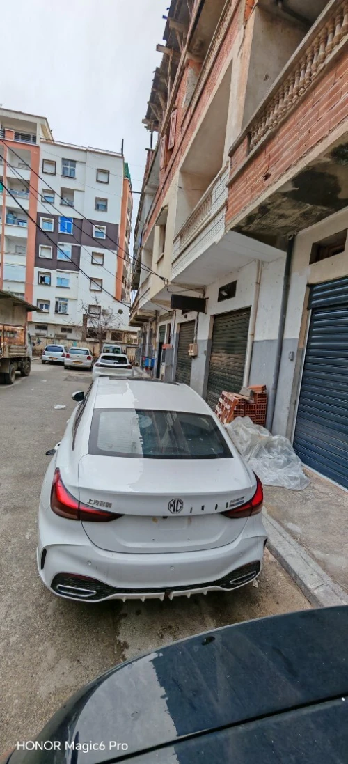 MG 5 2025 Lucxry