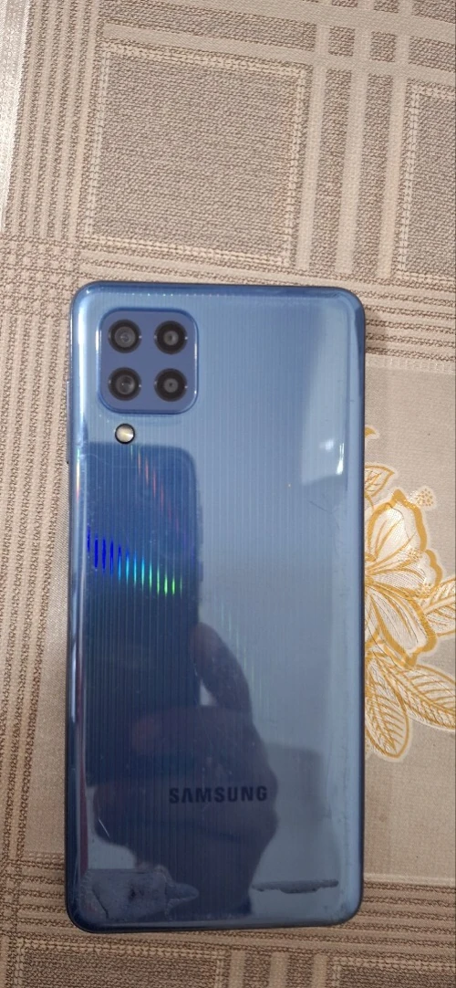 SAMSUNG M32