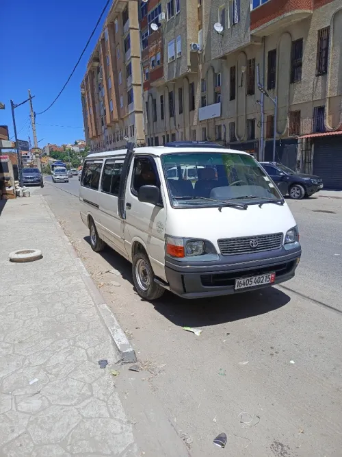 Toyota Hiace 2002
