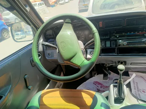 Toyota Hiace 2002