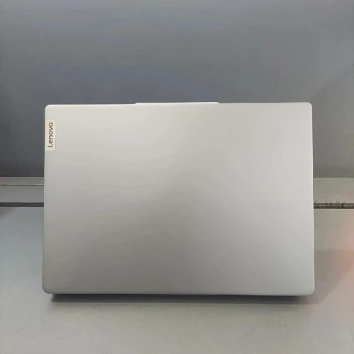 Lenovo IdeaPad Oled / Ryzen 7 (intel Ultra 9) 32G/1tb