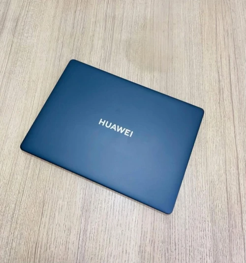 Huawei MateBook X Pro 2024 Ultra 7 155H Oled 120Hz Tactile
