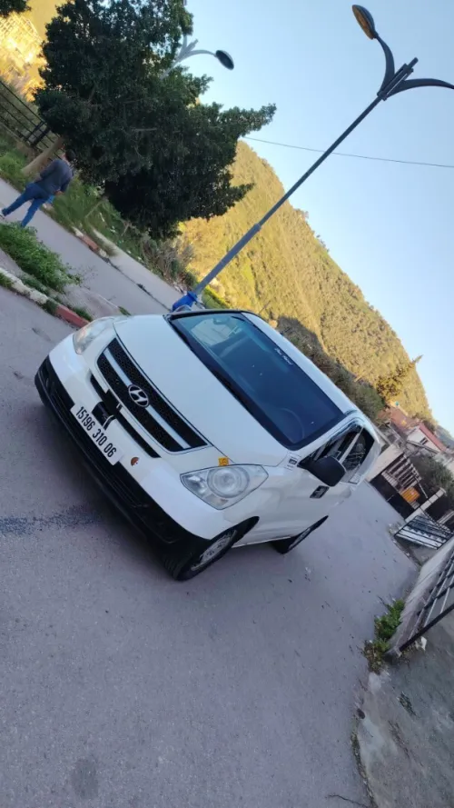 Hyundai H1 2010 Vitré 6 places