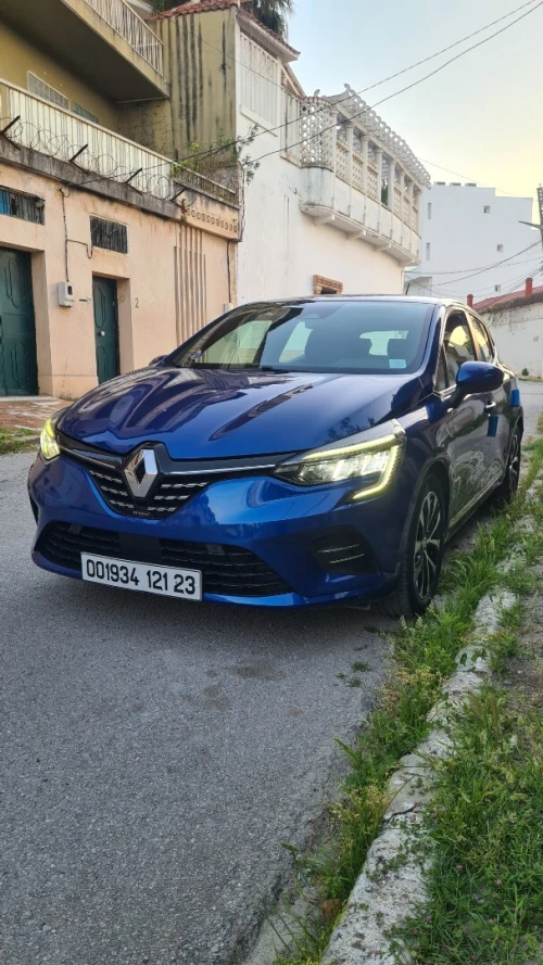 Renault Clio5 2021 E-tech