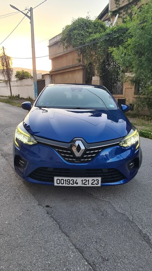 Renault Clio5 2021 E-tech