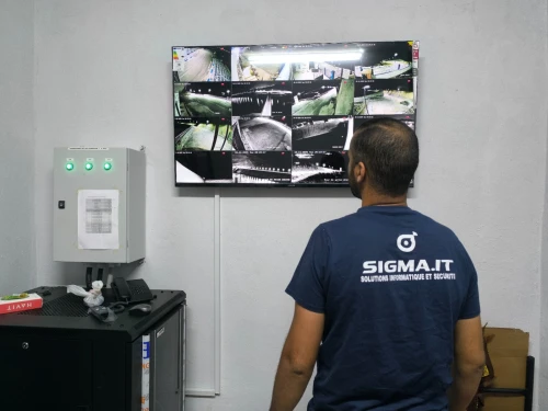 Installation caméras de surveillance et systeme d'alarme