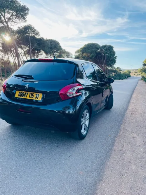 Peugeot 208 2015 Allure