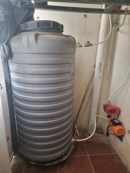 Citerne 500L (150x70 cm) avec tous ces accessoire