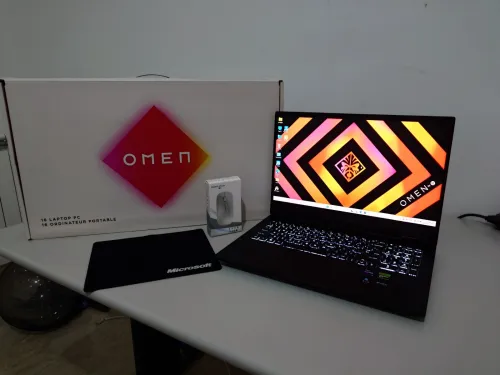 HP OMEN 16 32GB RAM 1TB SSD i9-13900HX RTX 4060 ECRAN 240HZ