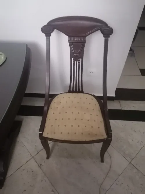 6 chaises en bois hêtre