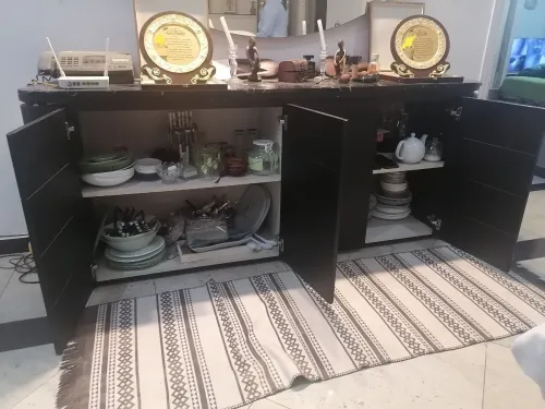 Bahut Noir