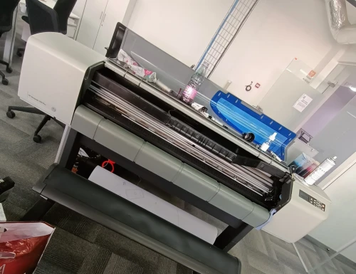 services de maintenance et dépannage Traceur hp