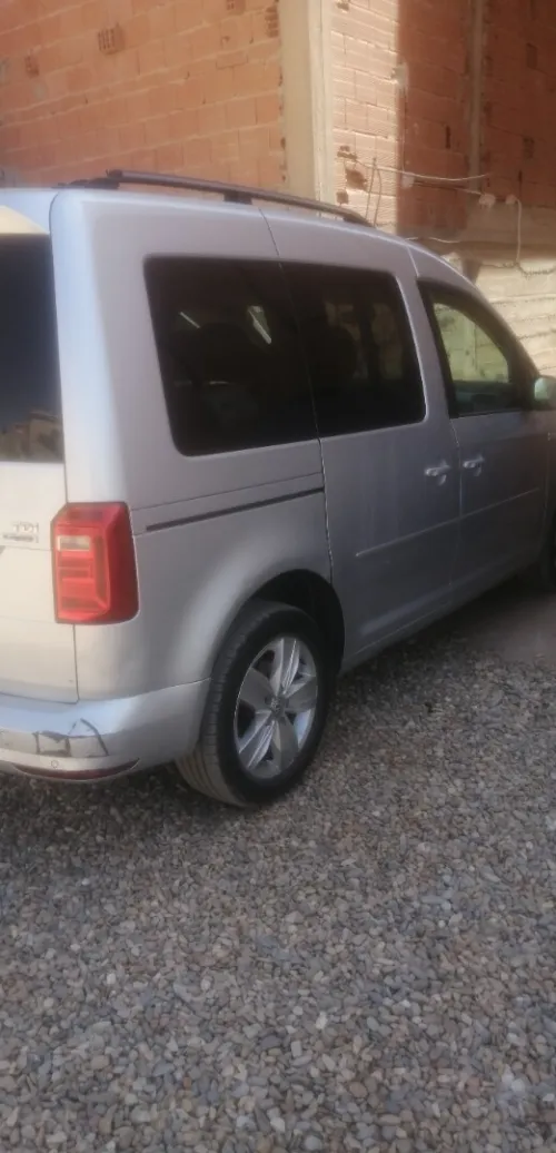Volkswagen Caddy 2016 Bleumontion