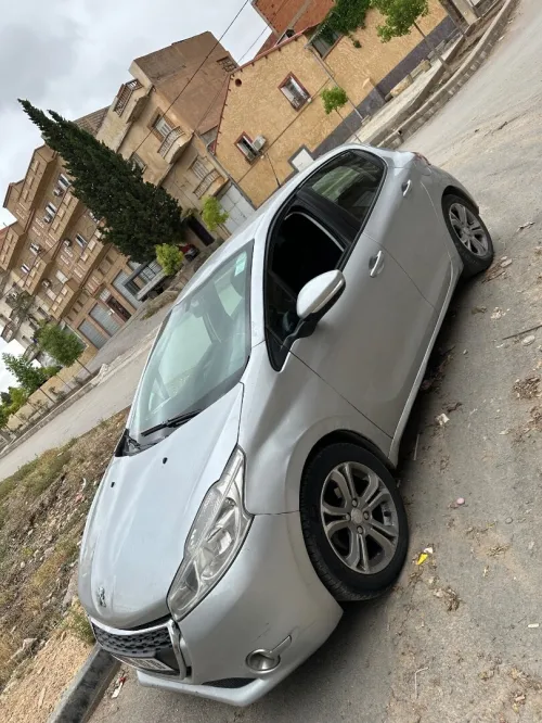 Peugeot 208 2012 208